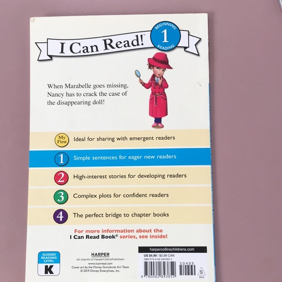 Books- 3 Disney- Cars on the Road, The Minnie & Daisy Show and Fancy Nancy- - Picture 8 of 9